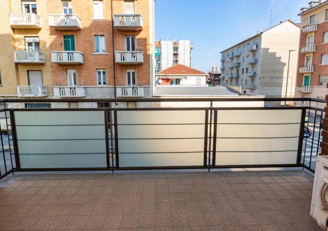 Comfy Cozy Apartment Close To Metro Torino Dış mekan fotoğraf